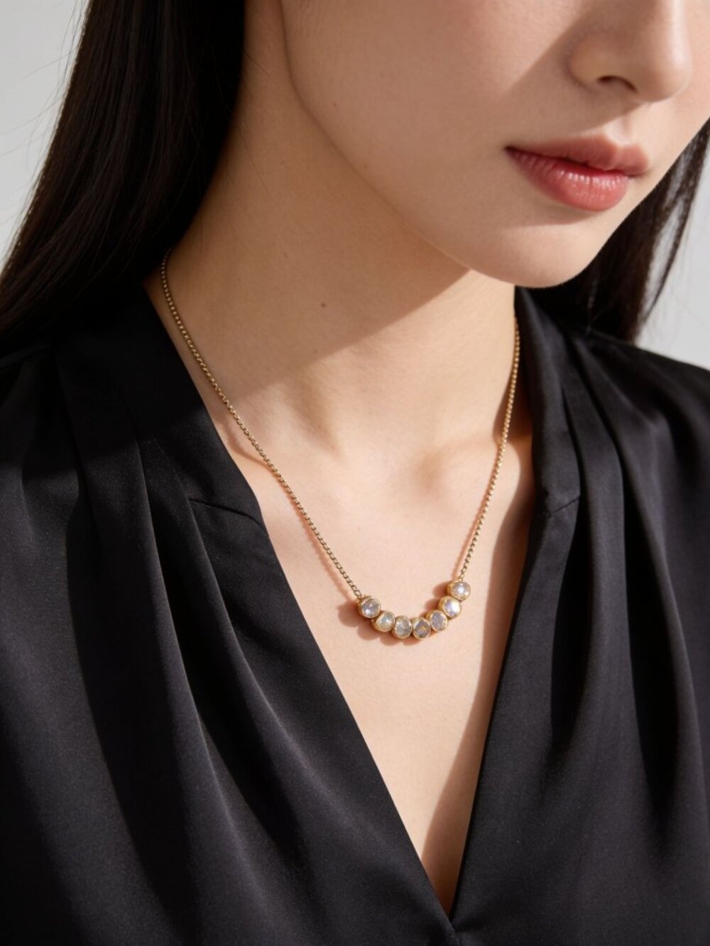 vintage gold tone w/7 octagon shaped metal beads necklace